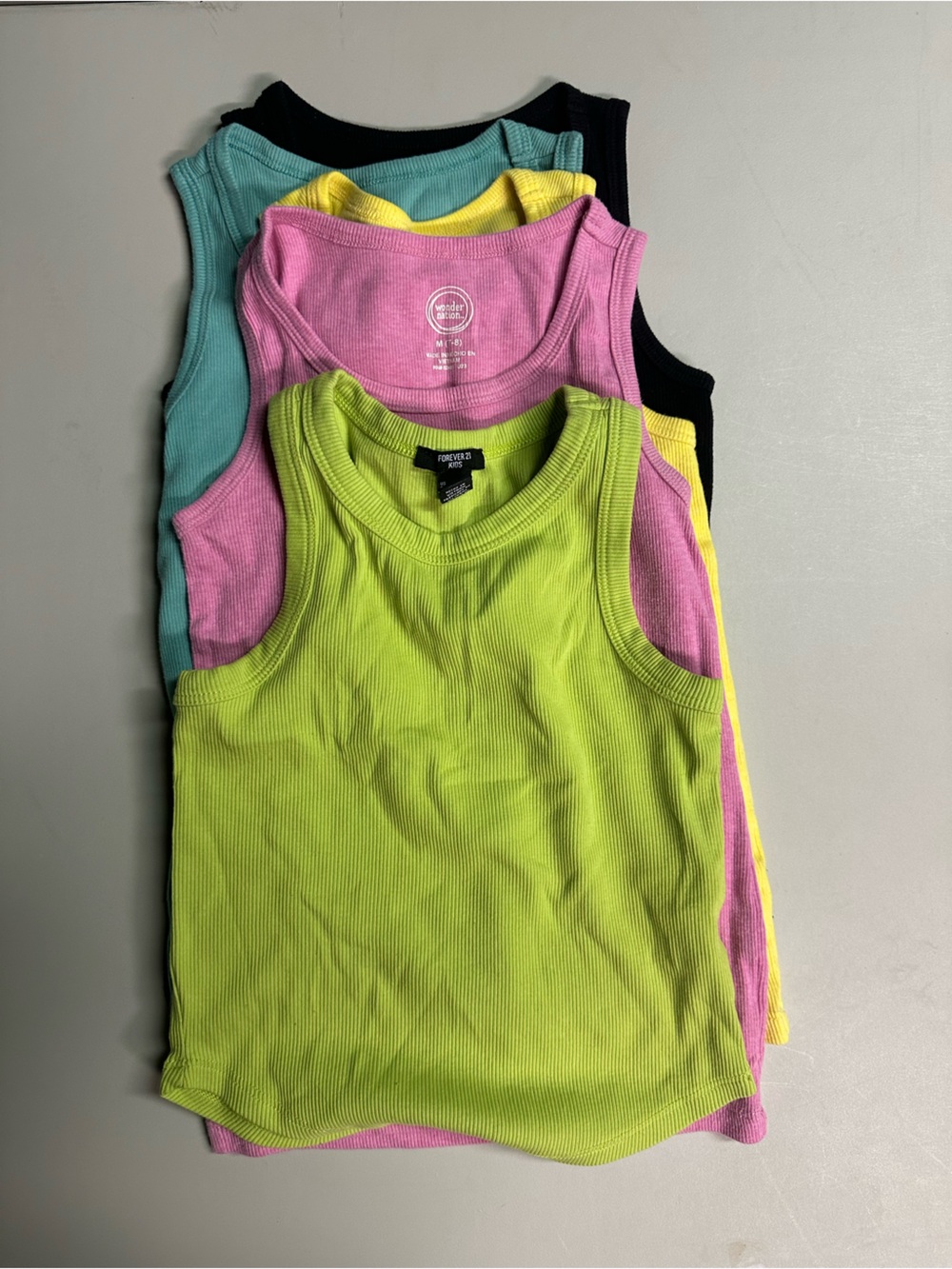 Girls tank tops set of 5 Sz M
